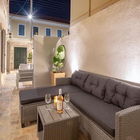 Modern-Vintage Old Town Suites Corfu  Extérieur photo