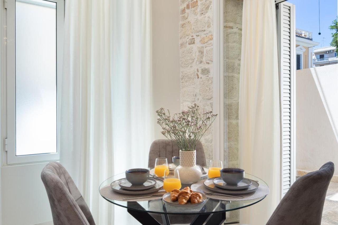 Modern-Vintage Old Town Suites Corfu  Extérieur photo