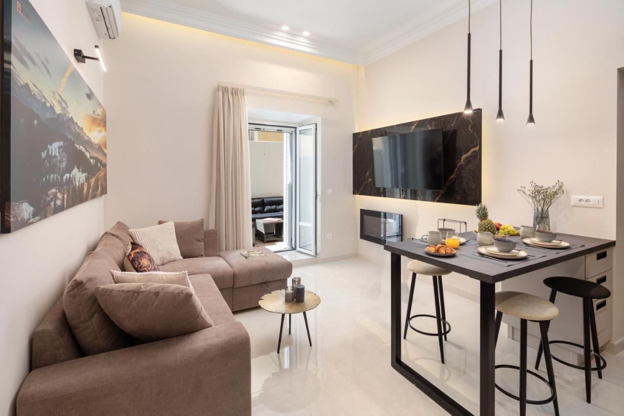 Modern-Vintage Old Town Suites Corfu  Extérieur photo