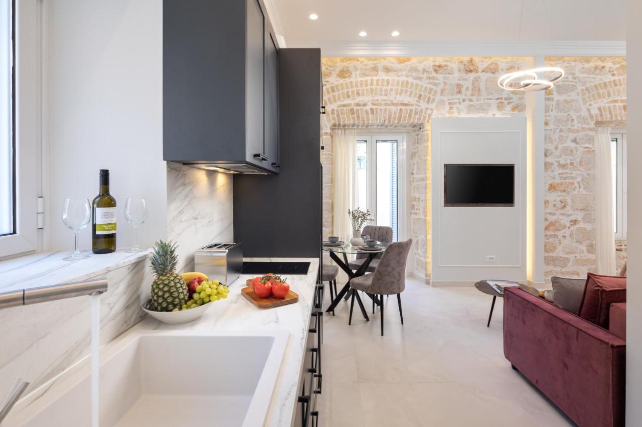 Modern-Vintage Old Town Suites Corfu  Extérieur photo
