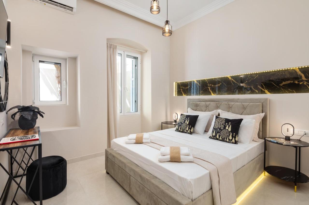 Modern-Vintage Old Town Suites Corfu  Extérieur photo